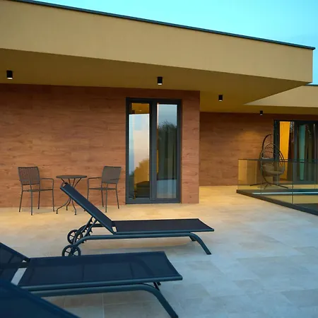 Villa Elvita Exklusive Bokordici