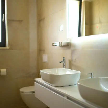 Elvita Exklusive Villa *