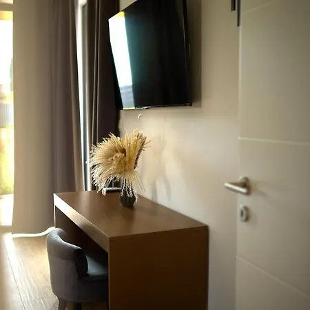 Elvita Exklusive Villa Bokordici